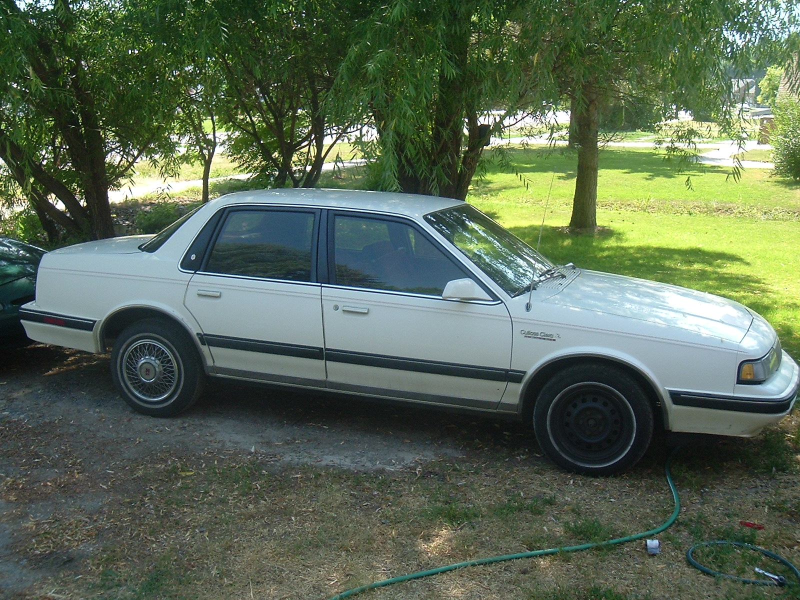 Oldsmobile_cutlass_ciera_1989.JPG